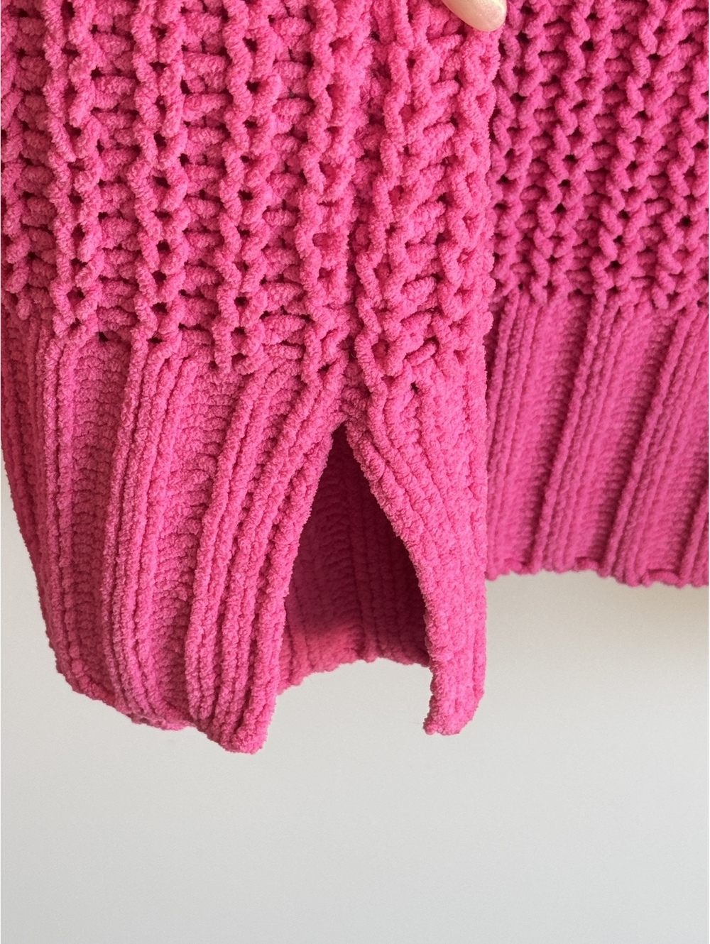 American Eagle Oversized Chenille Crewneck Sweater Hot Pink Chunky Knit Size M - Picture 5 of 9